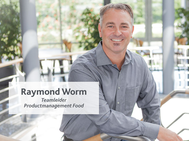 Portret van Raymond Worm, Hoofd Productmanagement Diervoeding